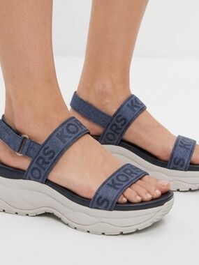 Michael Kors Denim Blue Platform Logo Strap Sandals BRAND NEW No Tags